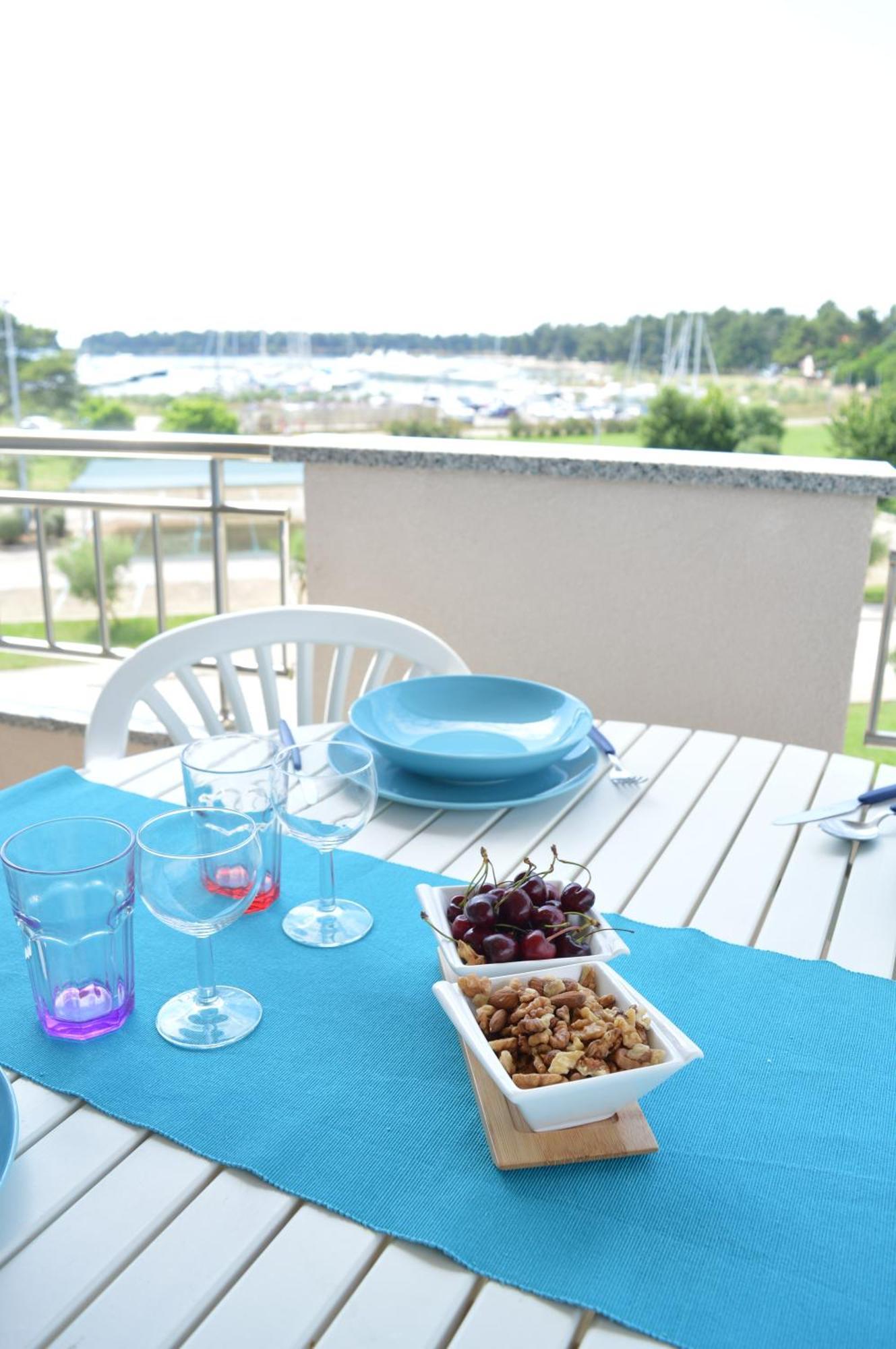 Apartments Nautica Novigrad Istria Exterior foto